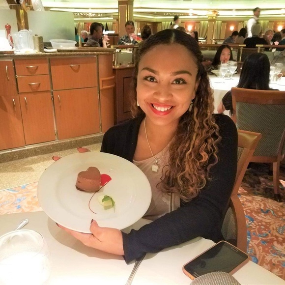 Meet your Posher, Engie - Picture 1 of 3